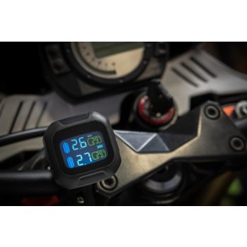 Guminyomás figyelő LCD kijelzővel